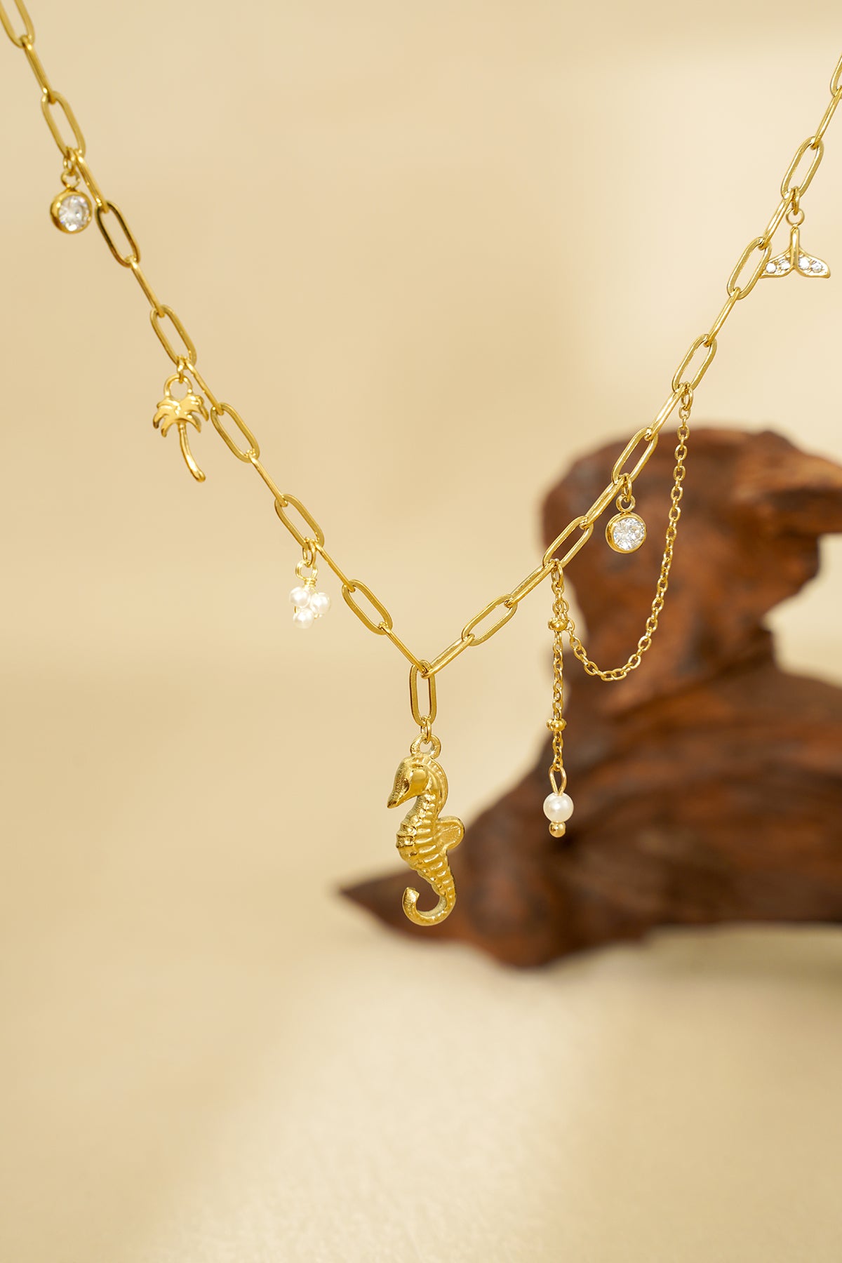 underwater necklace
